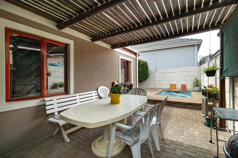 3 Bedroom Property for Sale in Brackenfell South Western Cape